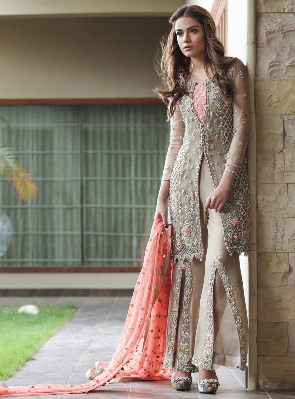 Zainab Chottani | Semi Formals | BEIGE AND CORAL