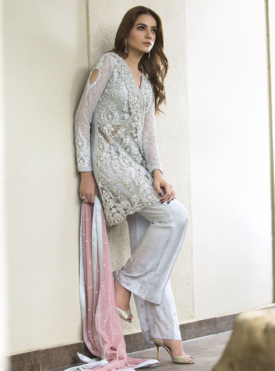 Zainab Chottani | Semi Formals | ASH WHITE AND TEA PINK