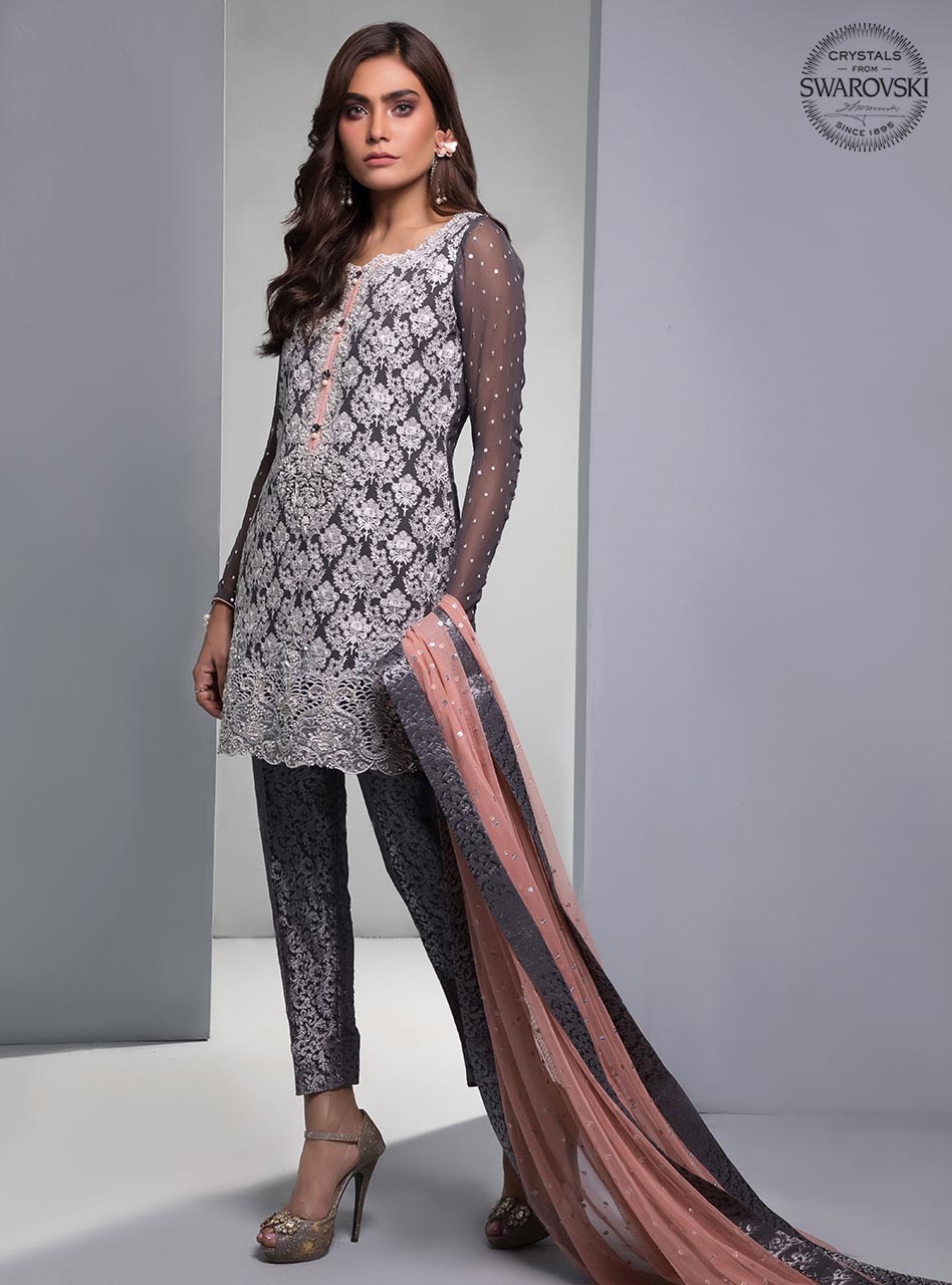 Zainab Chottani | Semi Formals | SILVER SMOKE