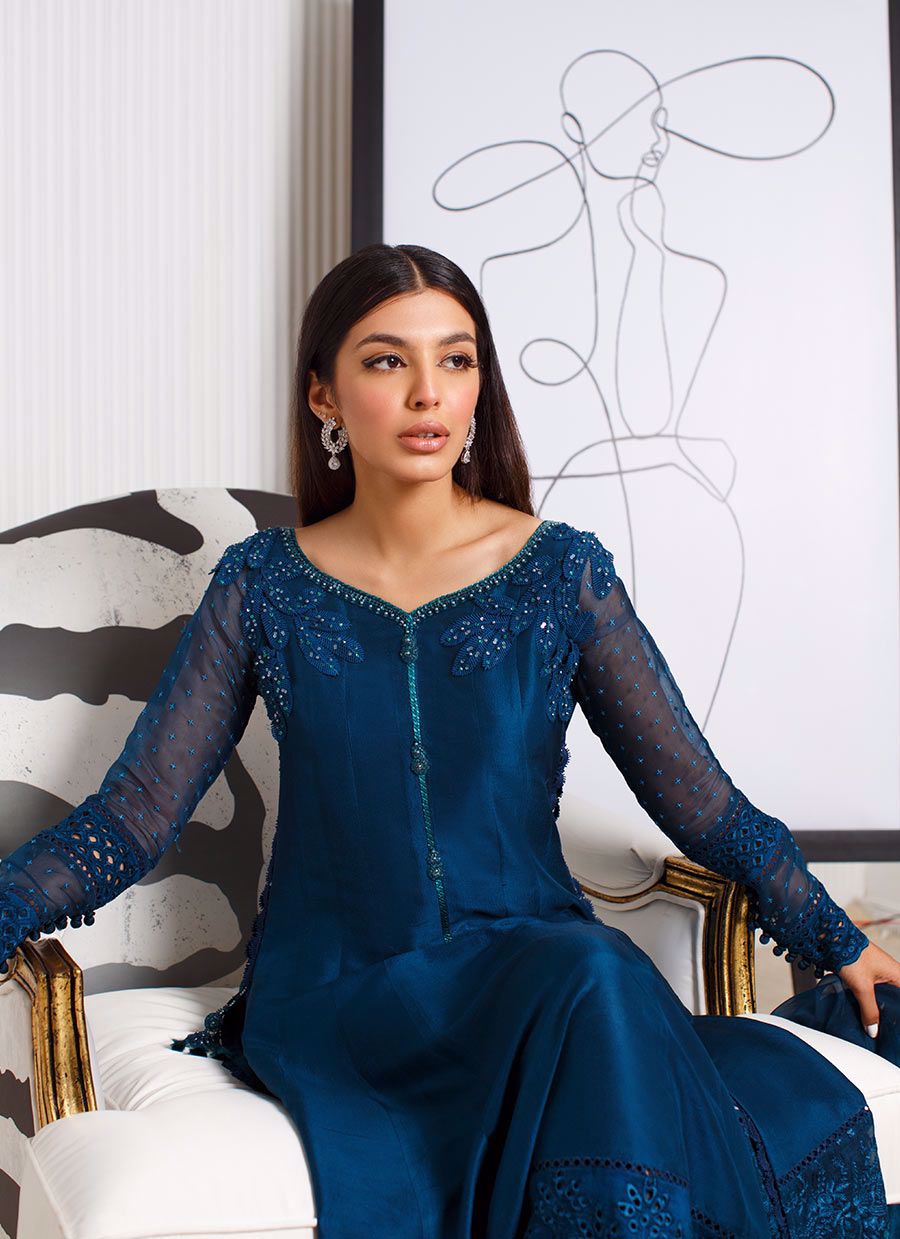 Farah Talib Aziz | Designer Picks 24 | SAPPHIRE CUTWORK SHIRT AND DUPATTA