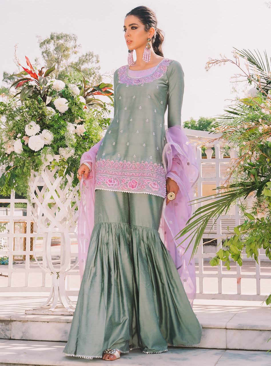 Zainab Chottani | Semi Formals | MINTY AMETHYST
