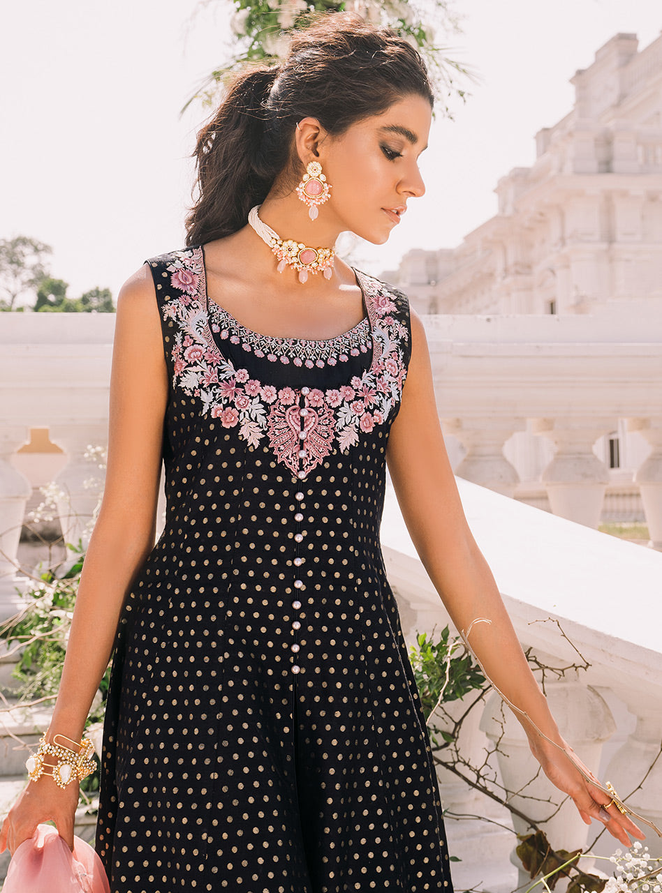 Zainab Chottani | Semi Formals | NIGHT TULIP