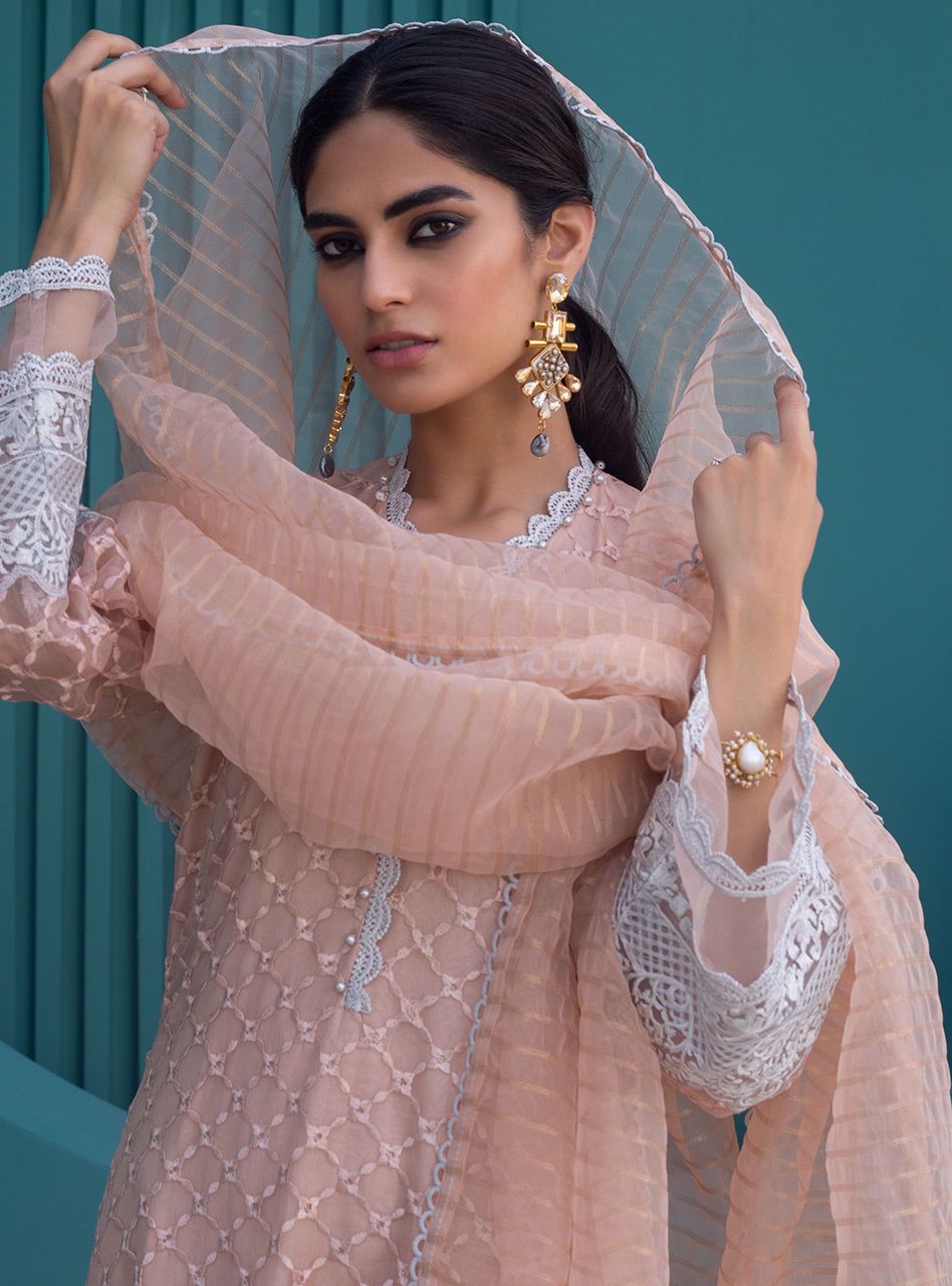 Zainab Chottani | Casual Pret | PINK PEARL