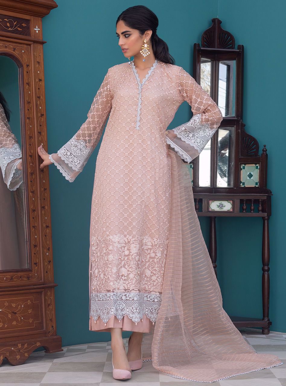 Zainab Chottani | Casual Pret | PINK PEARL
