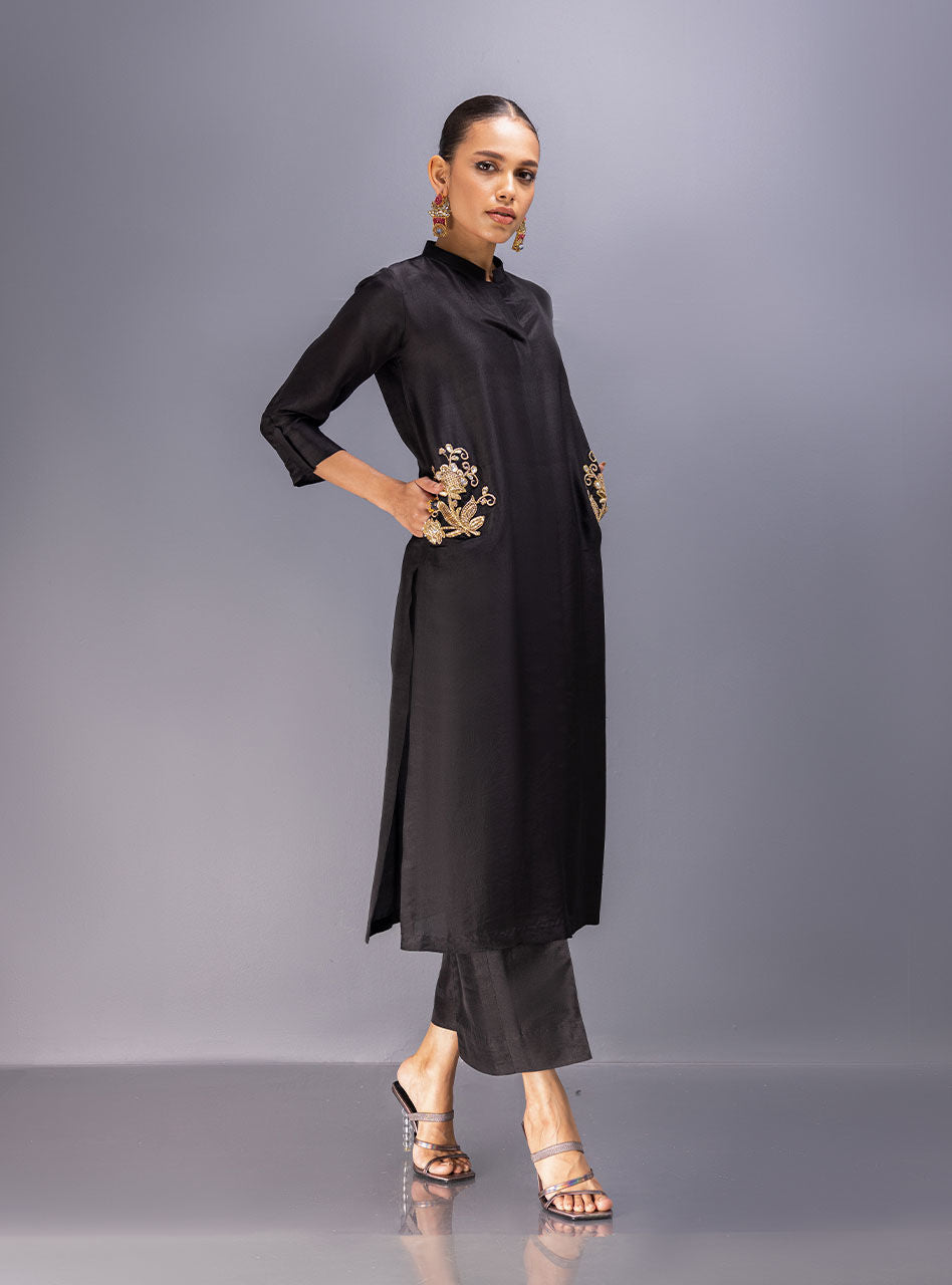 Zainab Chottani | Luxury Pret | EBONY FROST