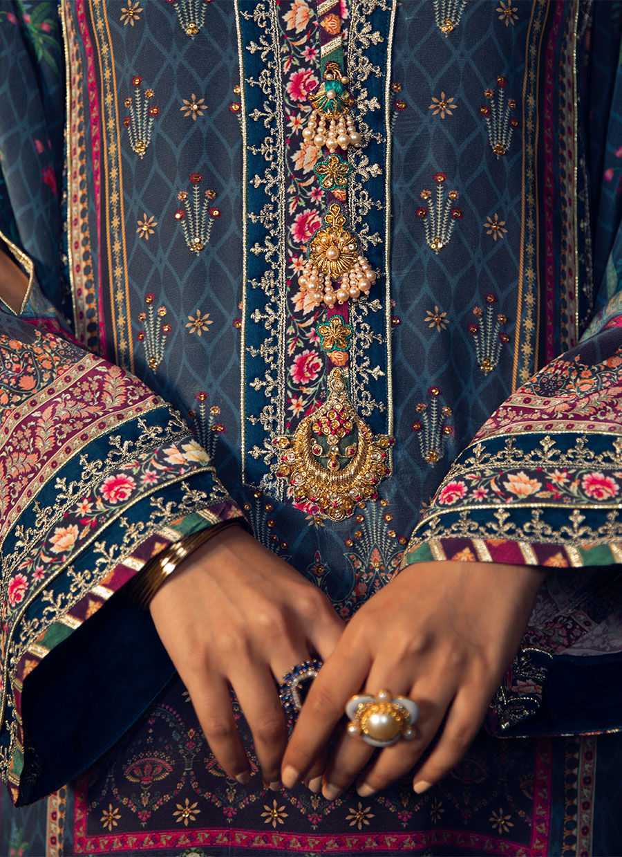 Farah Talib Aziz | Designer Picks 24 | IRAAN NAVY PRINTED CREPE SILK KURTA WITH SILK OMBRE DUPATTA