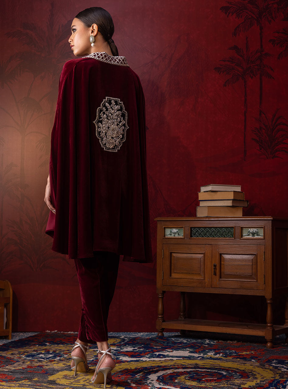 Zainab Chottani | Luxury Pret | SCARLET CRIMSON