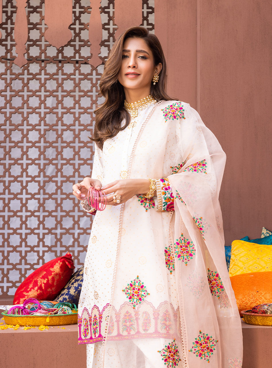Zainab Chottani | Luxury Pret | PARISA