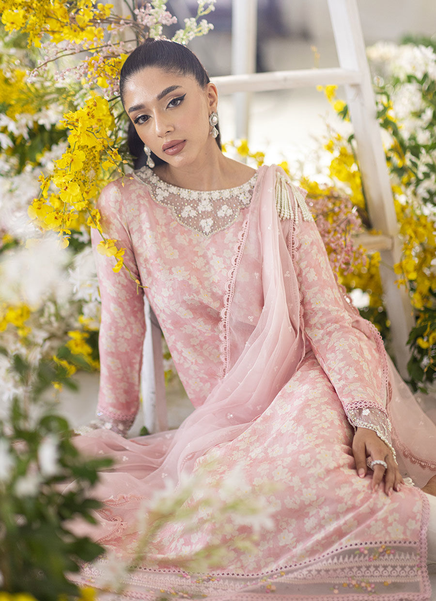 Farah Talib Aziz | Designer Picks 24 | OLEA BLUSH SILK SHIRT AND PRE-DRAPED DUPATTA