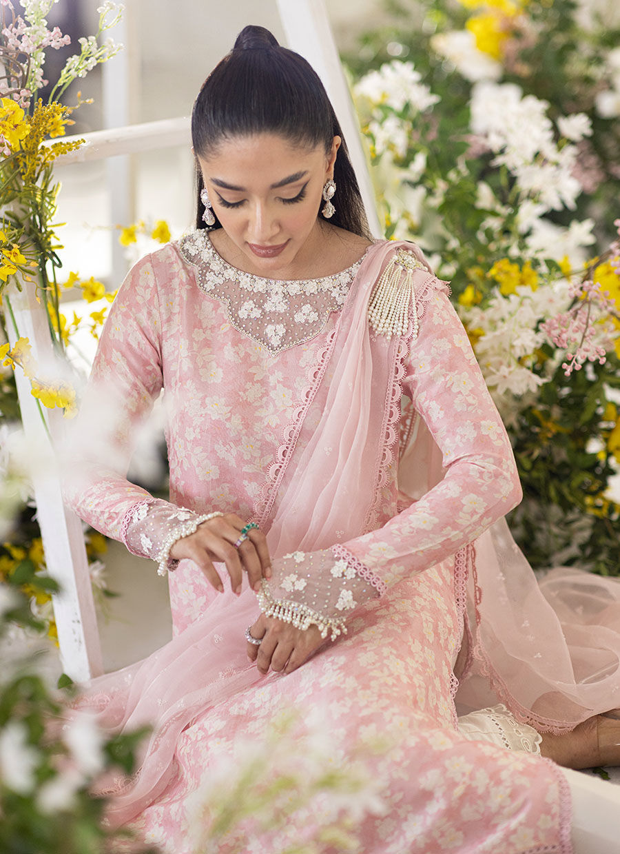 Farah Talib Aziz | Designer Picks 24 | OLEA BLUSH SILK SHIRT AND PRE-DRAPED DUPATTA