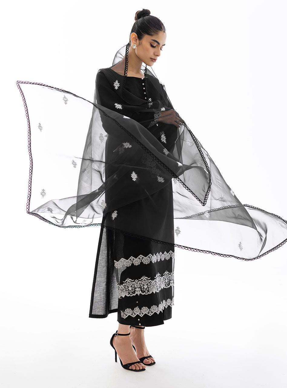 Zainab Chottani | Casual Pret | DARK SYMPHONY