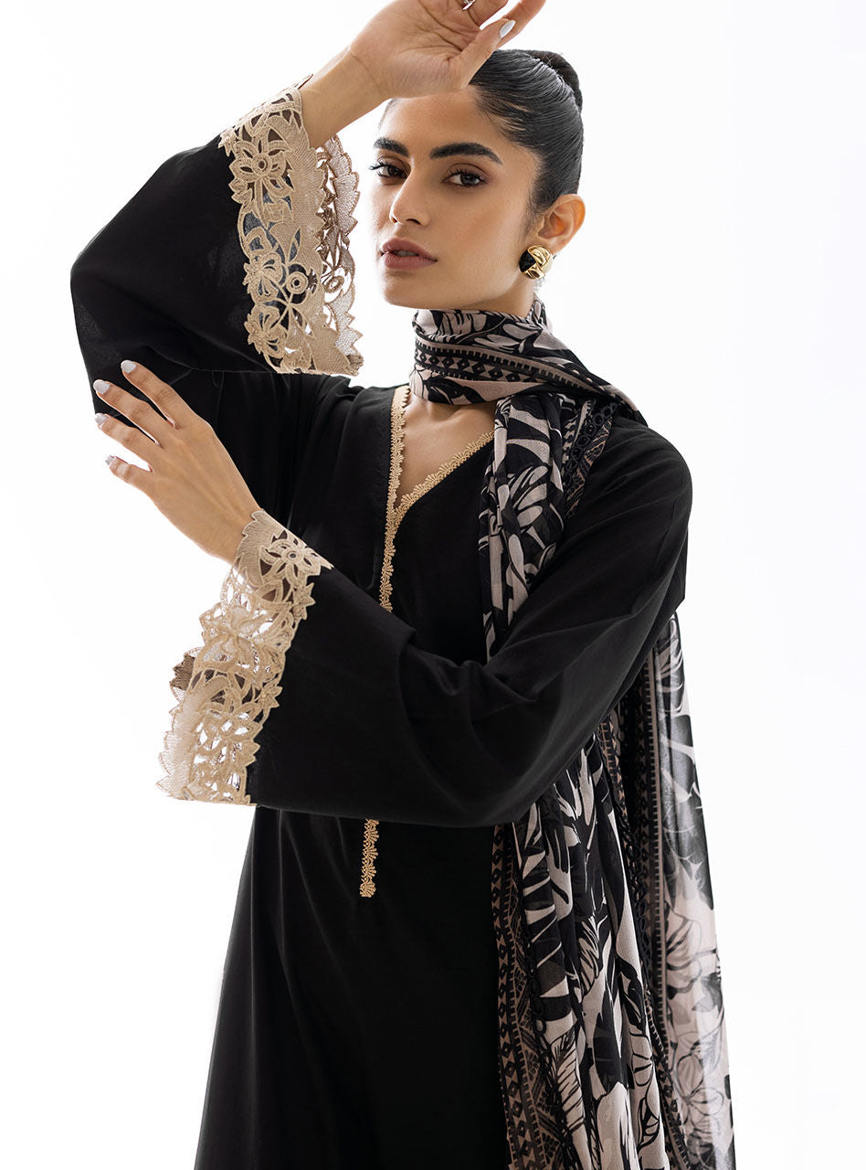 Zainab Chottani | Casual Pret | EBONY JASPER