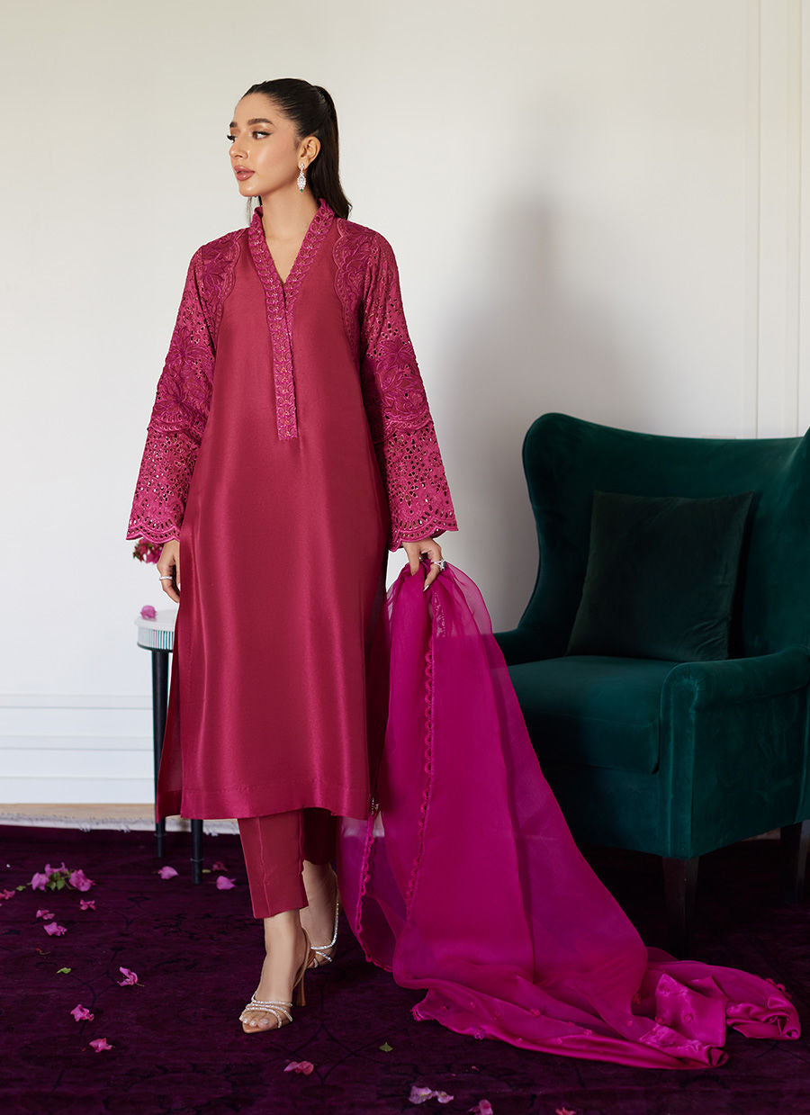 Farah Talib Aziz | Luna Eid Collection 24 | HONORINE MAGENTA