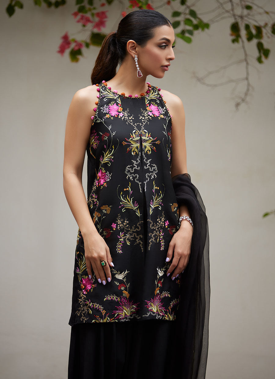 Farah Talib Aziz | Designer Picks 24 | SIYA BLACK EMBROIDERED SHIRT AND DUPATTA