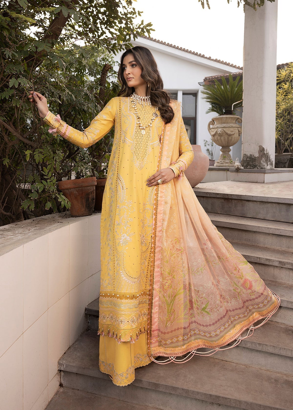 Shurooq | Luxury Lawn 25 | Abigail