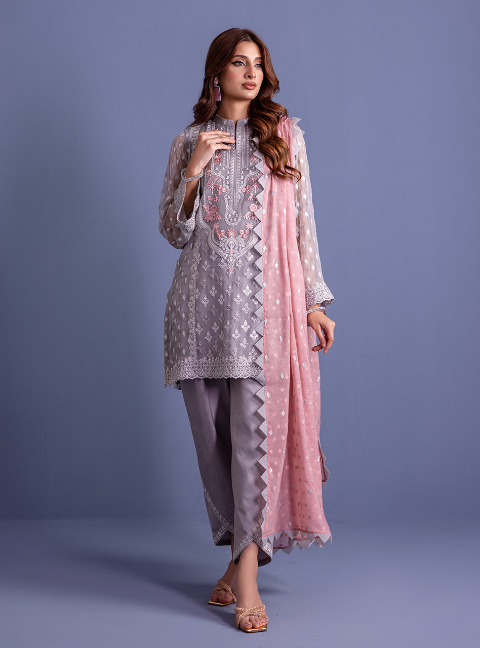 Zainab Chottani | Luxury Pret | ROOP