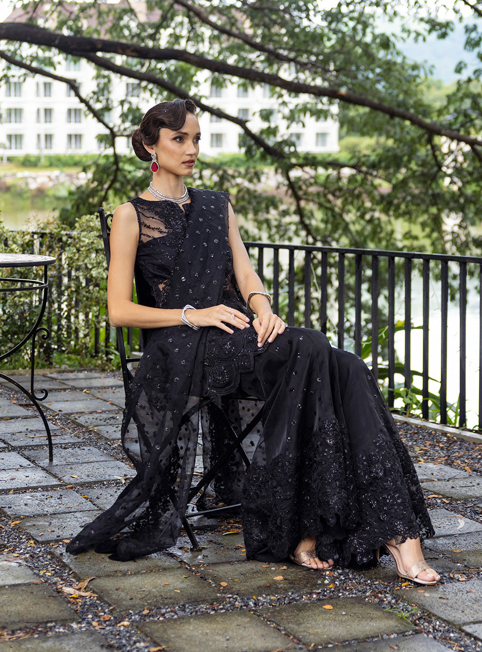 Zainab Chottani | Wedding Festive 24 | Dorée