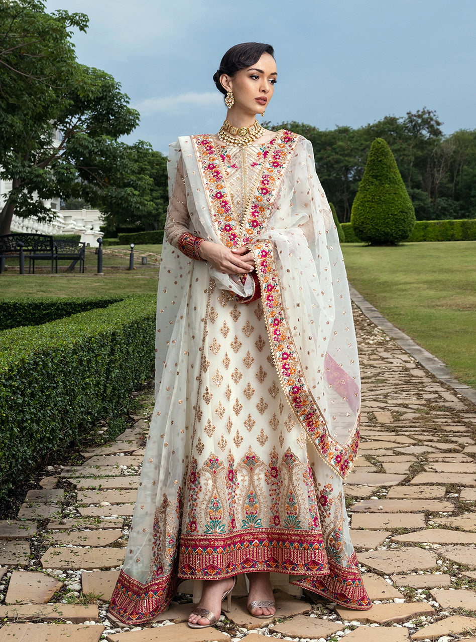 Zainab Chottani | Wedding Festive 24 | Trésor