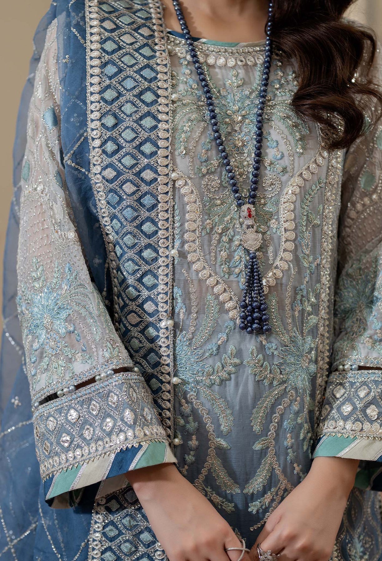 Adans Libas | Traditional Essence | ESSENCE 1111