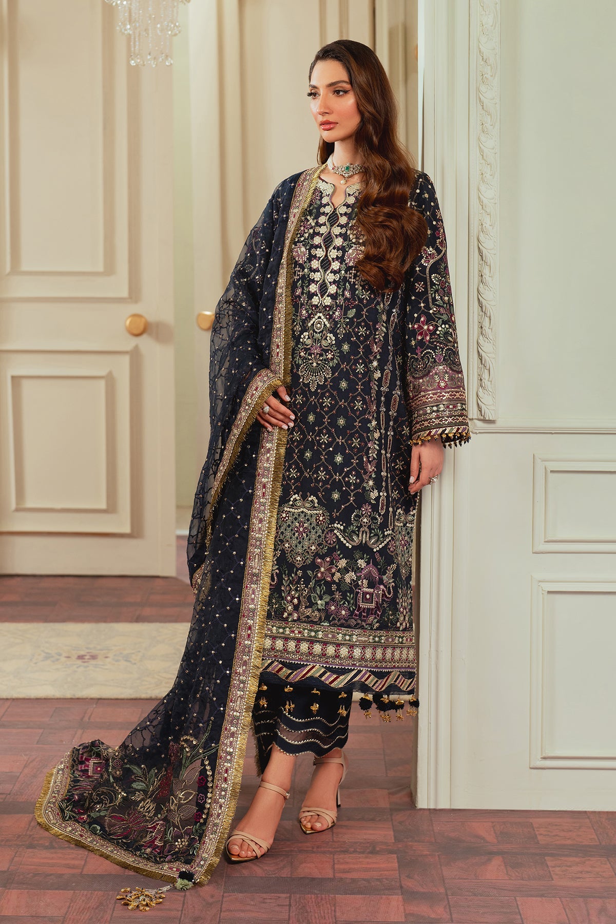 BAROQUE__EMBROIDERED SILK CH13-07 STITCHED