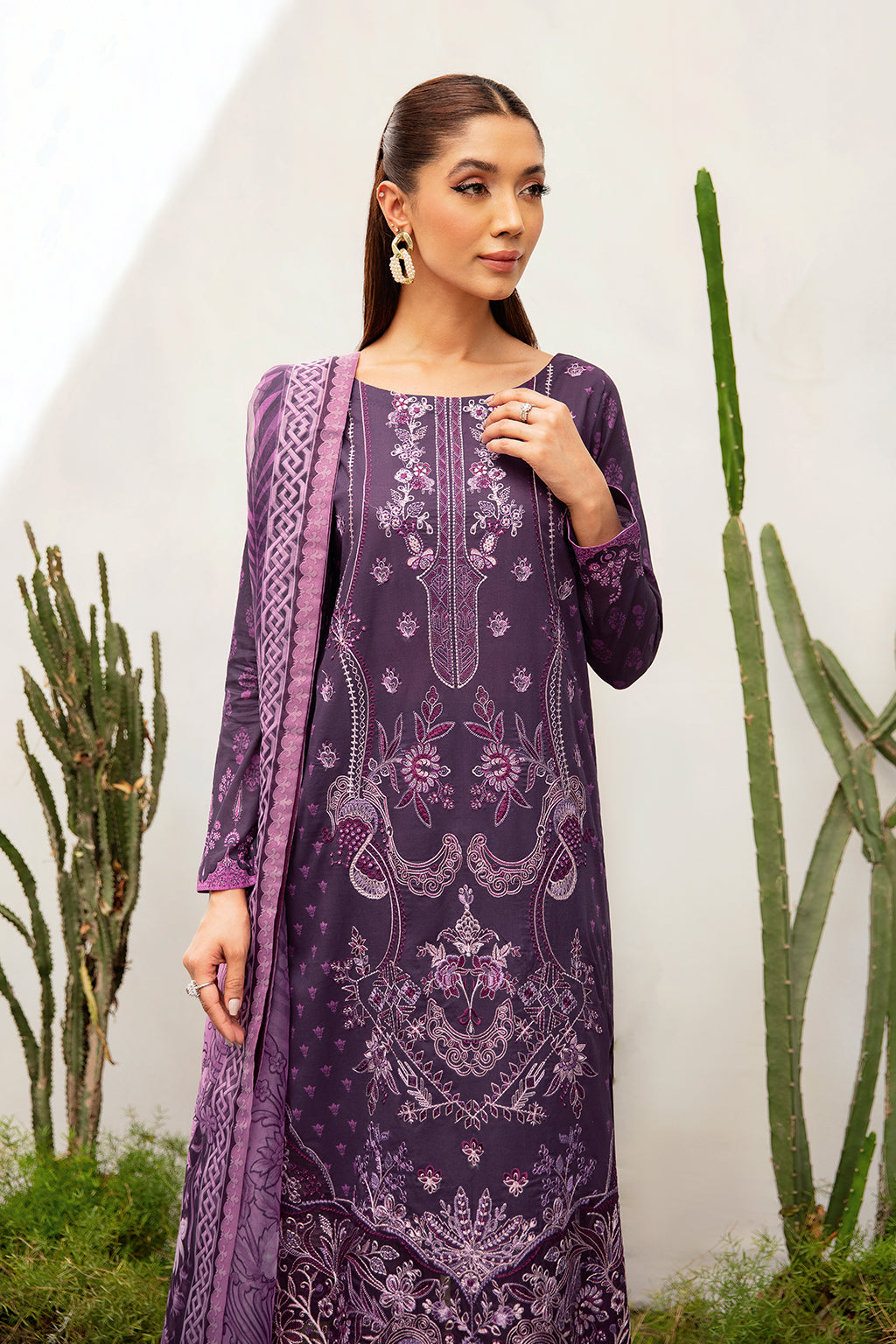 Ramsha | Luxury Lawn 24 | L-1209