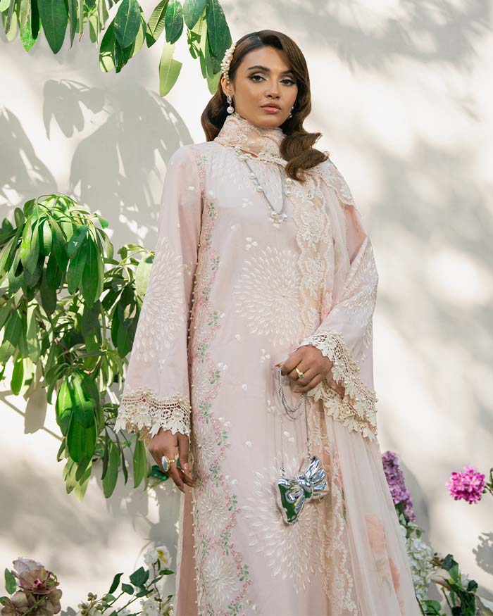 Zevk | Flora Festive Lawn | LOTUS