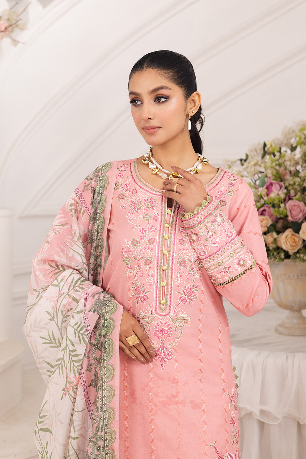 Maryum N Maria | Mira Luxury Lawn | MAHINE - FS50106