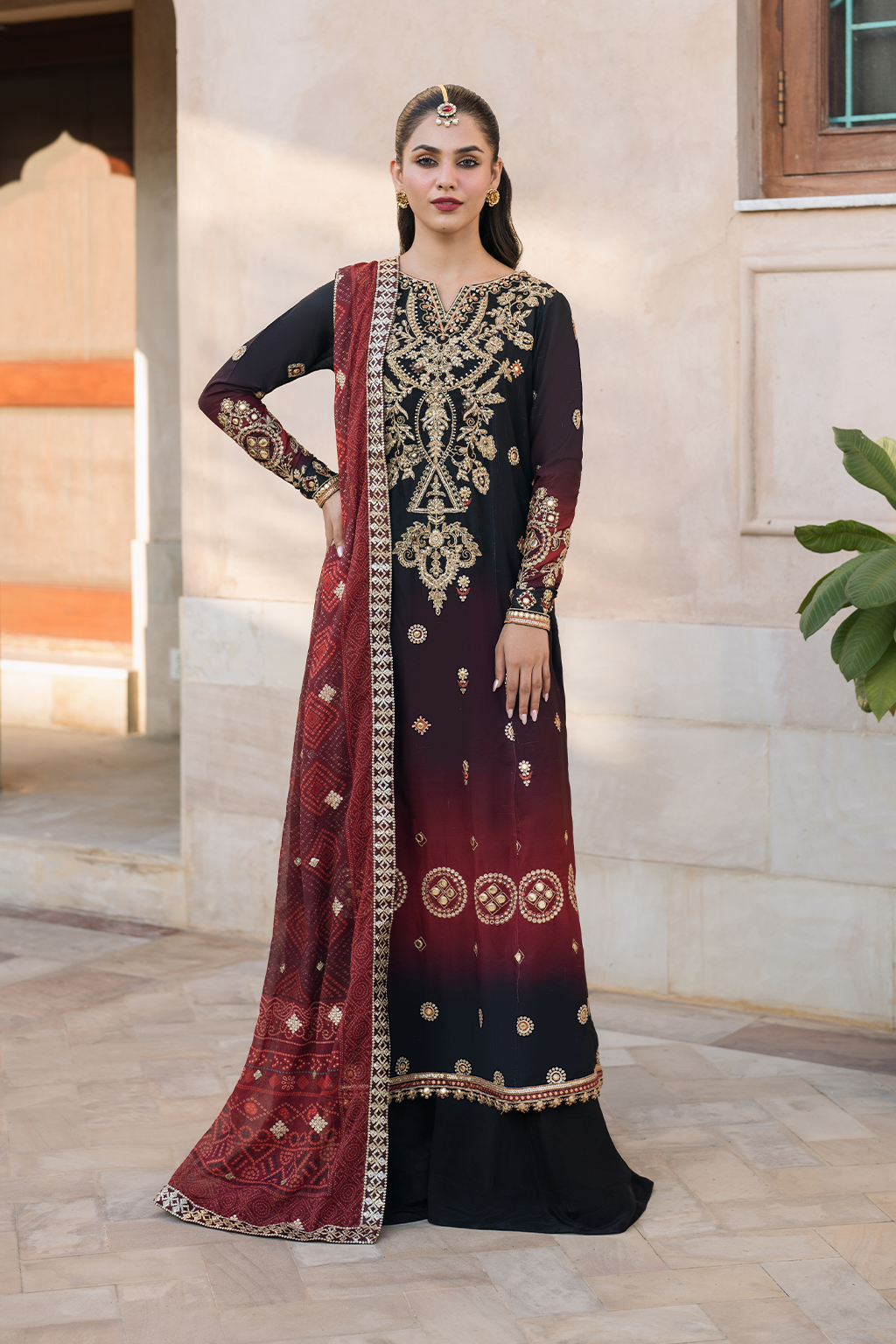Iznik | Bandhani Formals | UE-330
