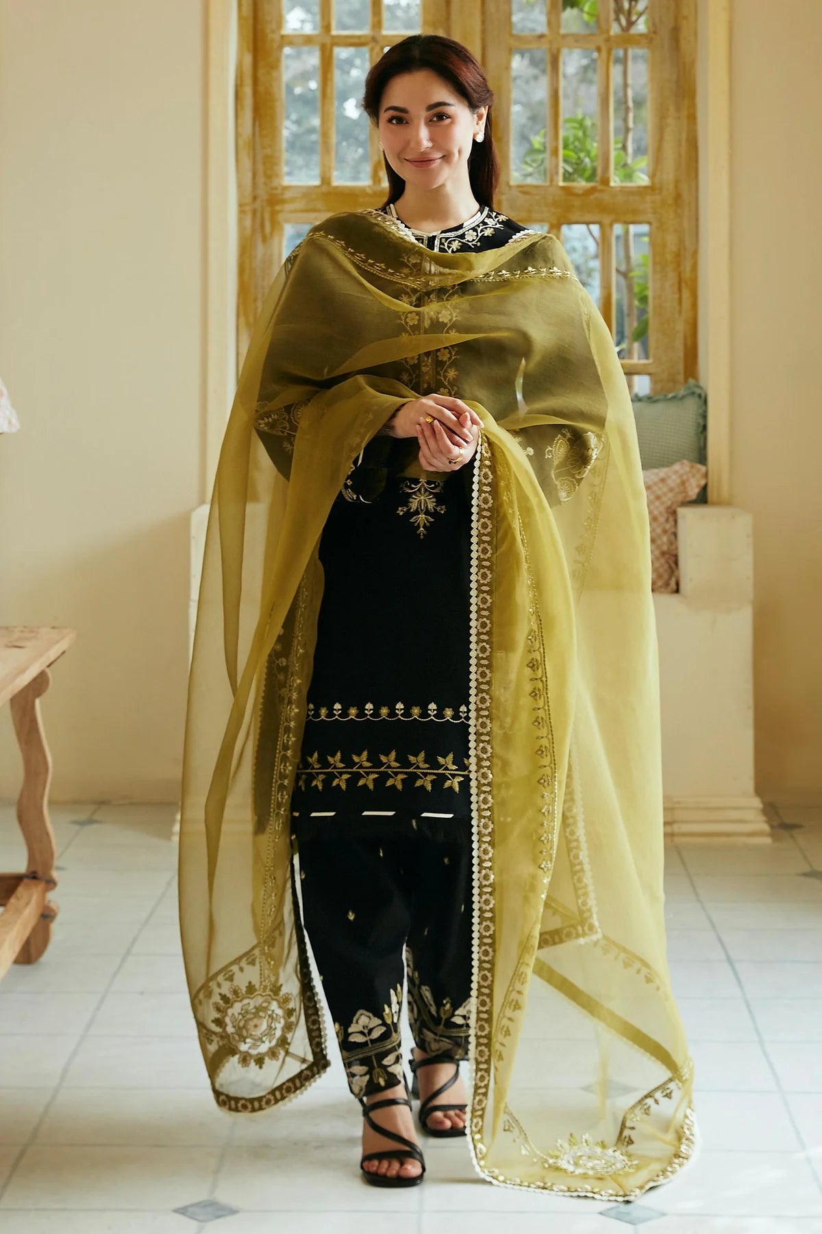 Zara Shahjahan | Coco Lawn 24 | ARZOO-1B