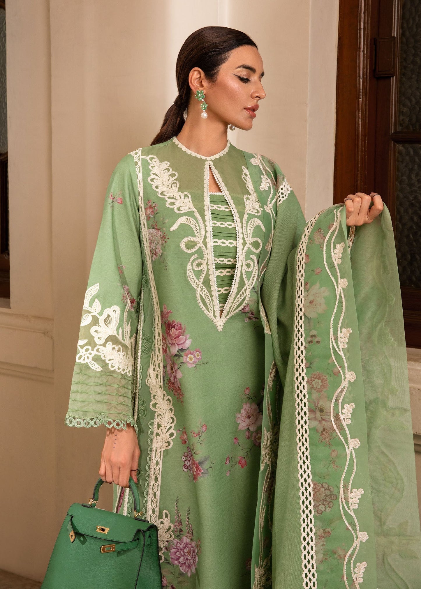 Crimson | Aaleen Winter 24 | Gulbaan