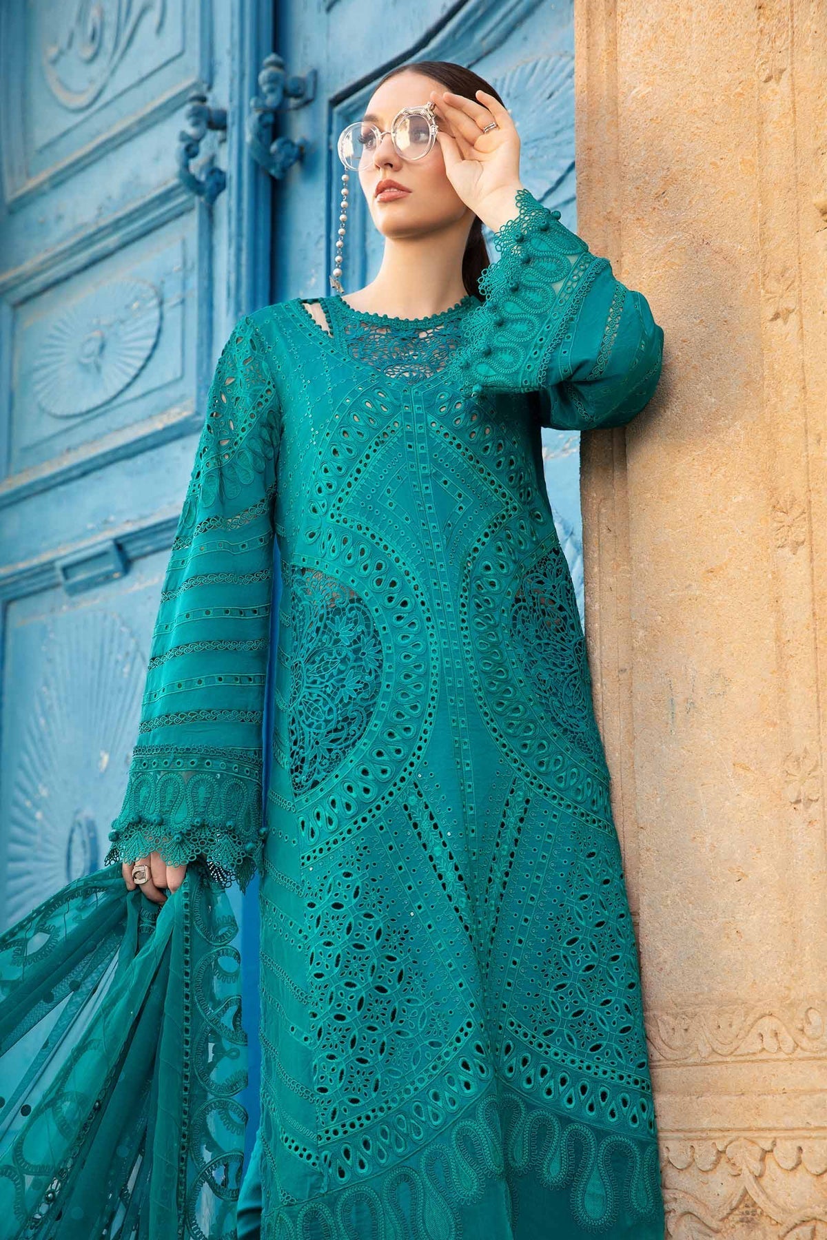 Maria B - D-2402-A - Lawn