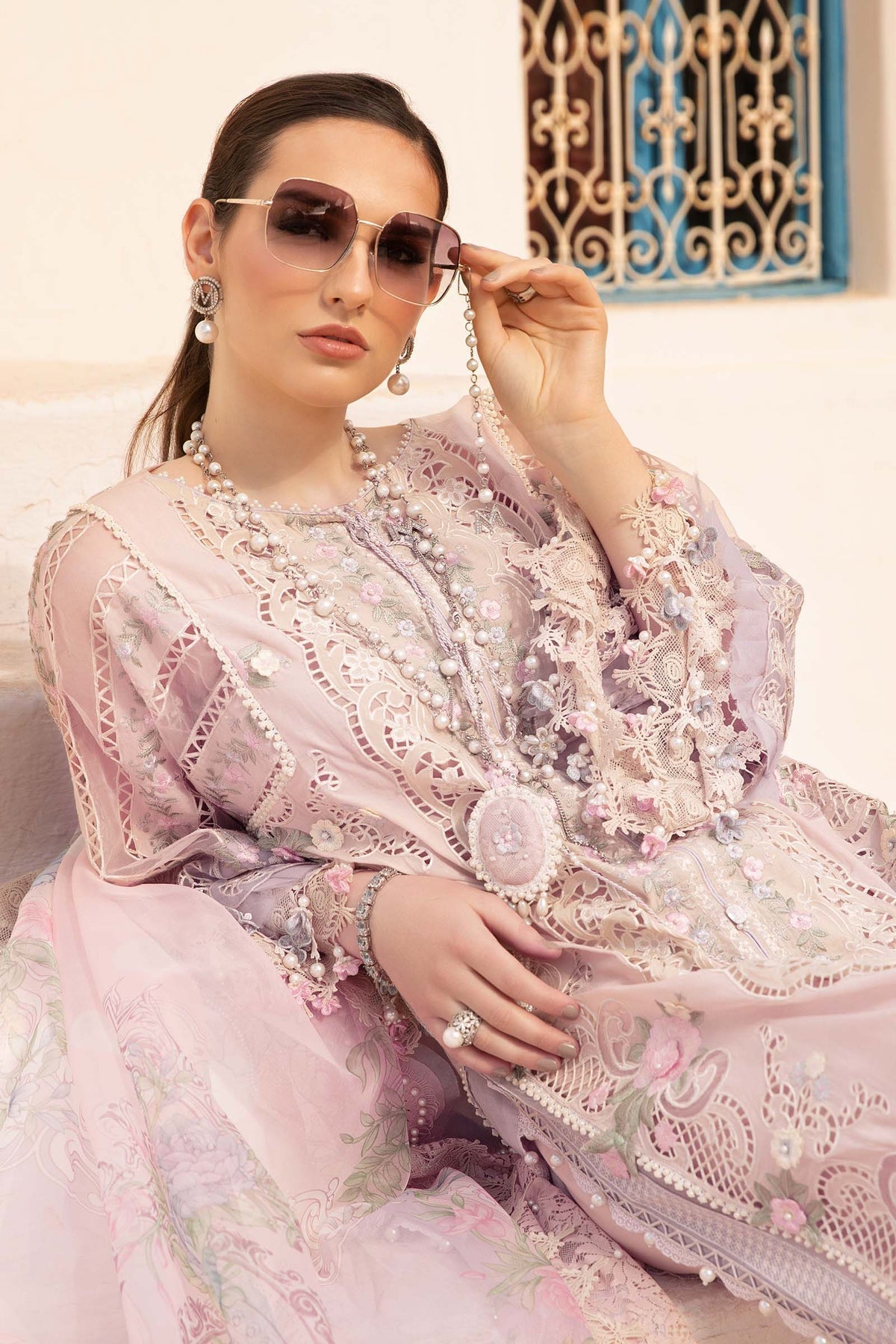 Maria B - D-2406-A - Lawn