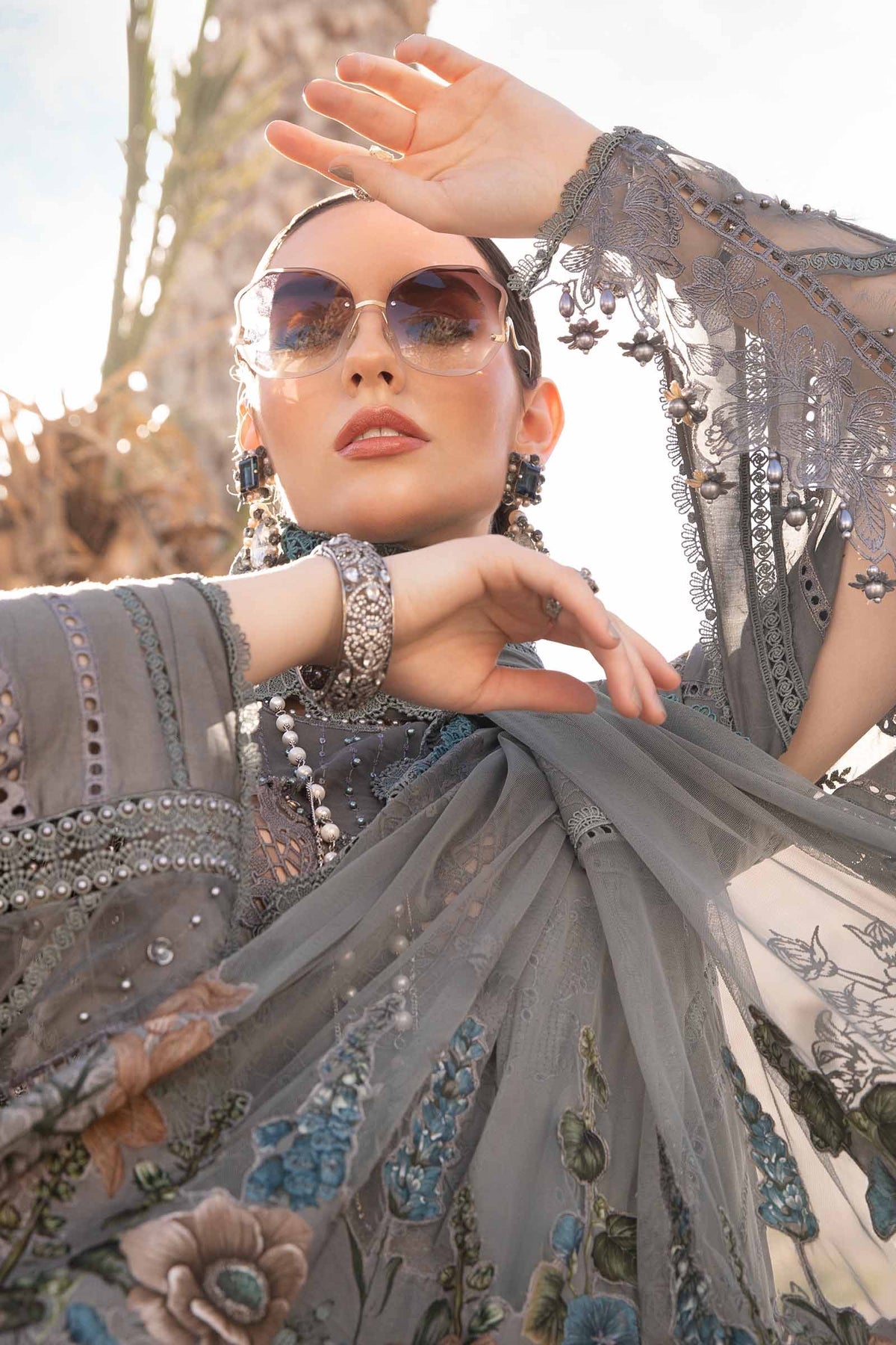 Maria B - D-2407-B - Lawn