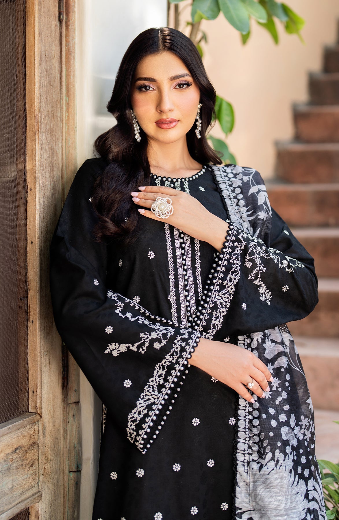 Zarif | Nura Textured Lawn 25 | MILHA