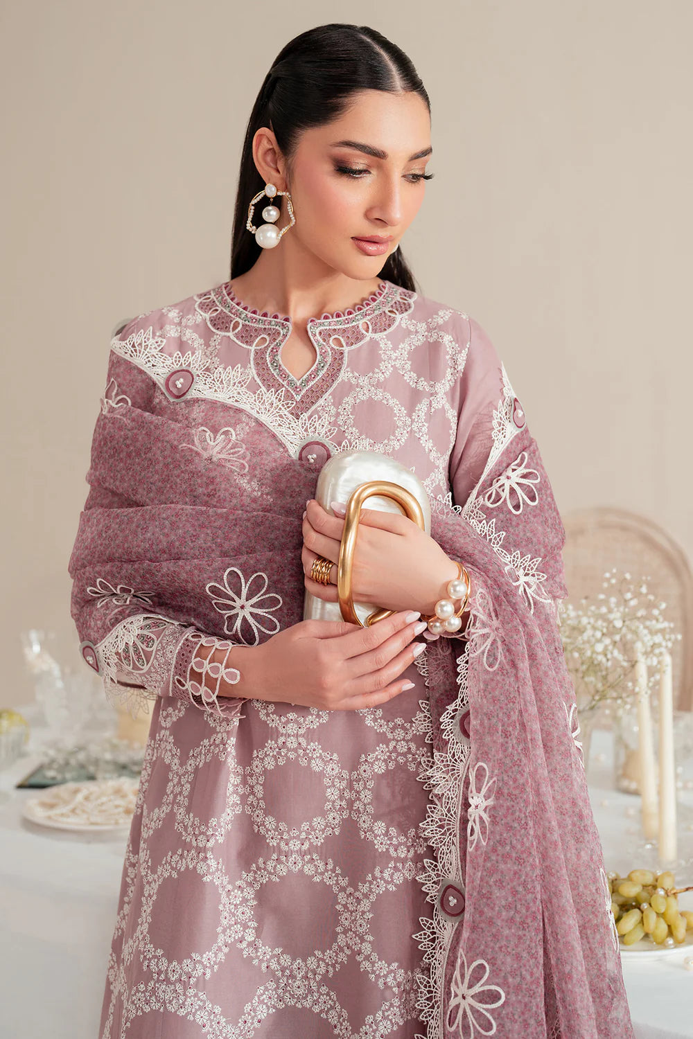 Jazmin | Iris EMBROIDERED LAWN IL'25-D10