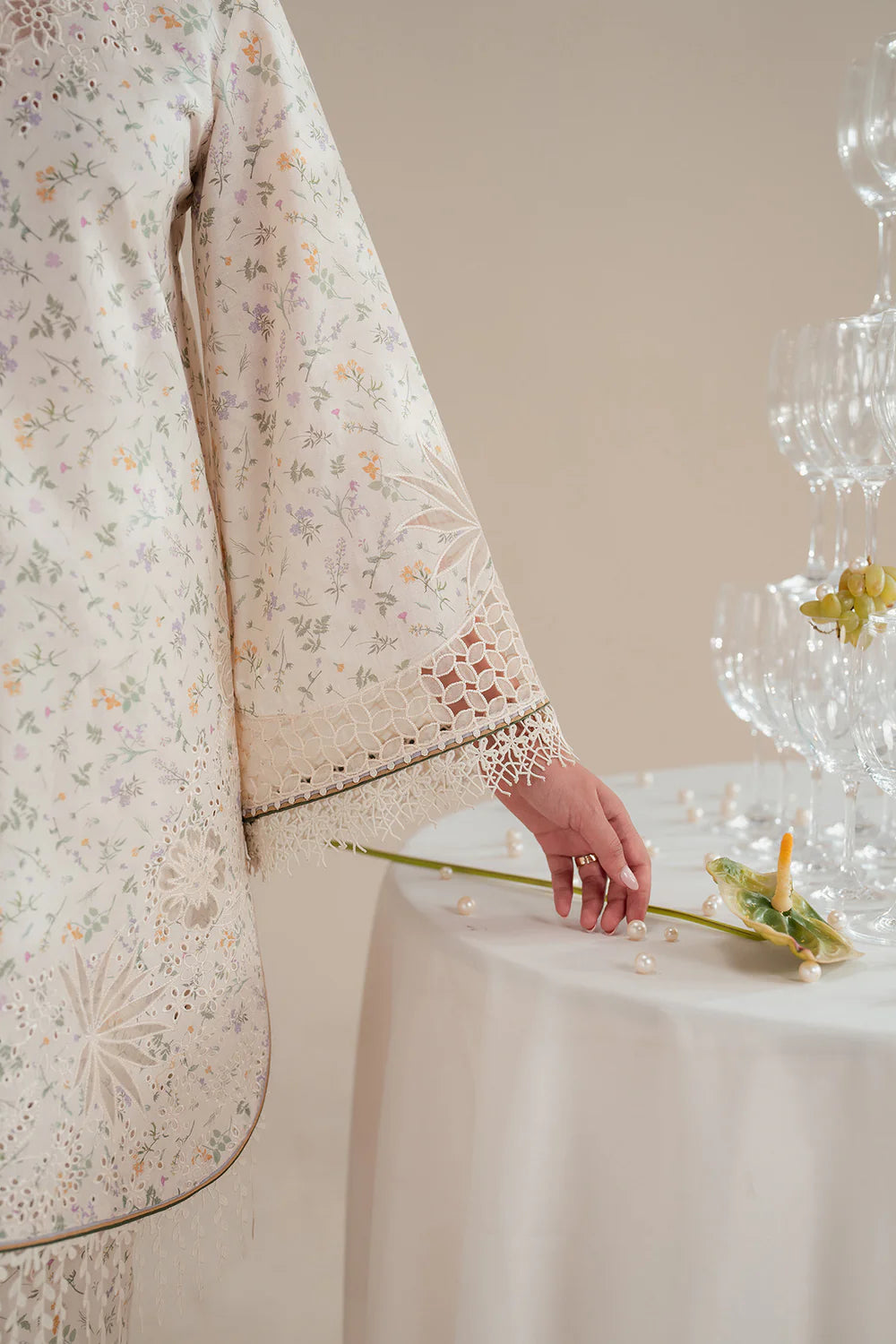 Jazmin | Iris EMBROIDERED LAWN IL'25-D09