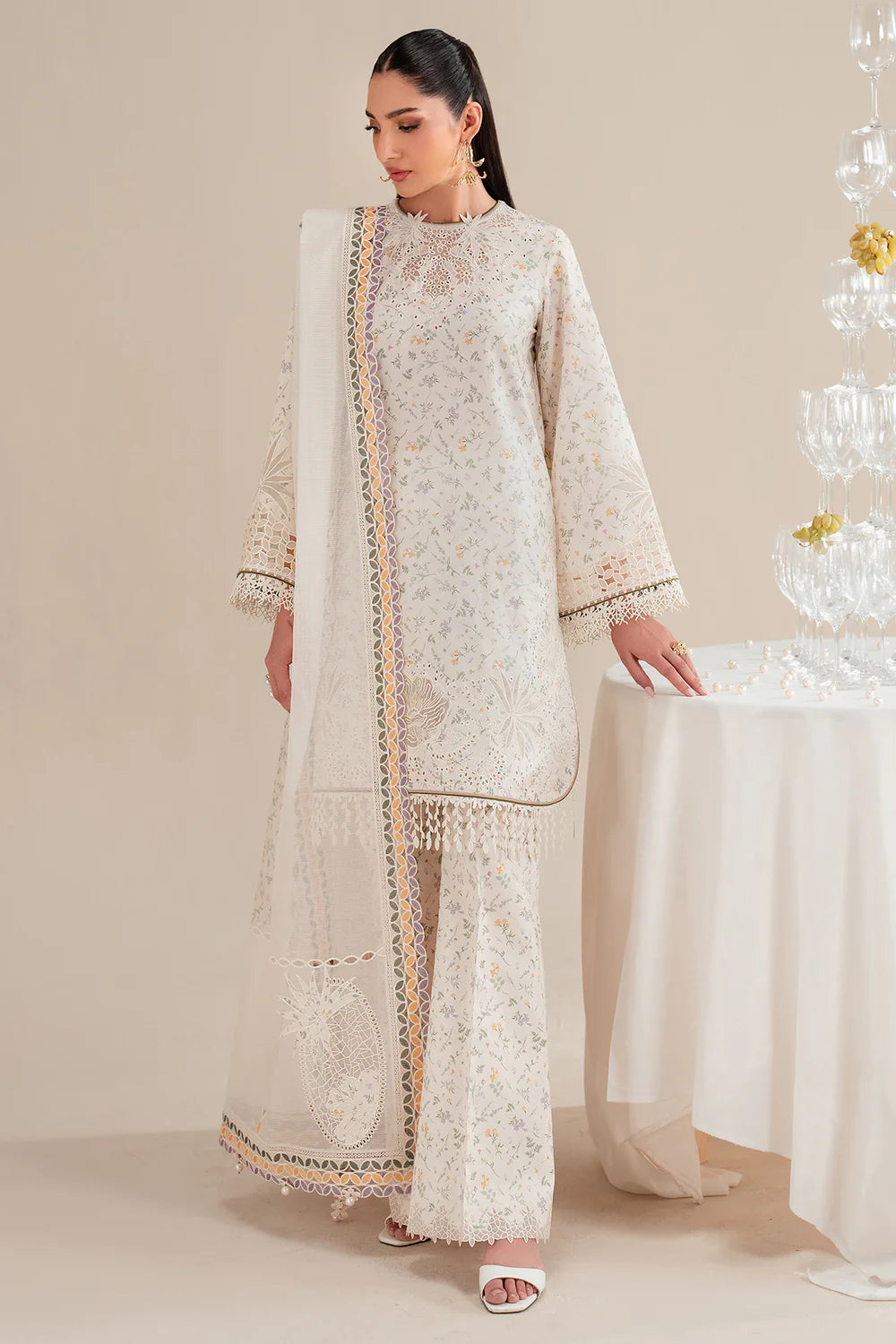 Jazmin | Iris EMBROIDERED LAWN IL'25-D09