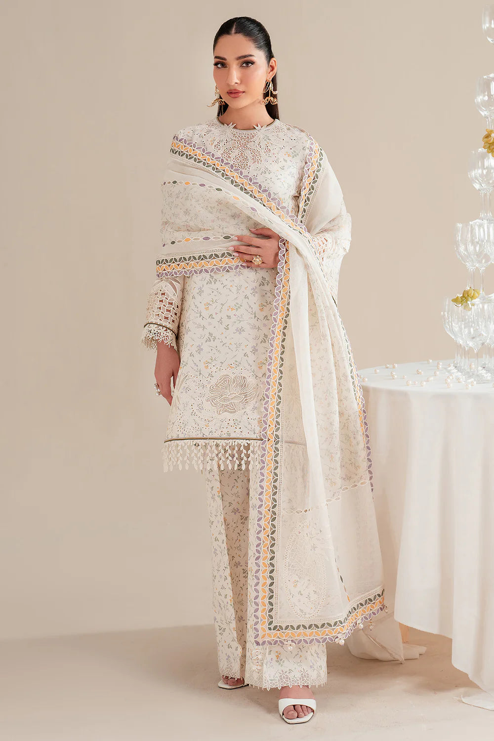 Jazmin | Iris EMBROIDERED LAWN IL'25-D09