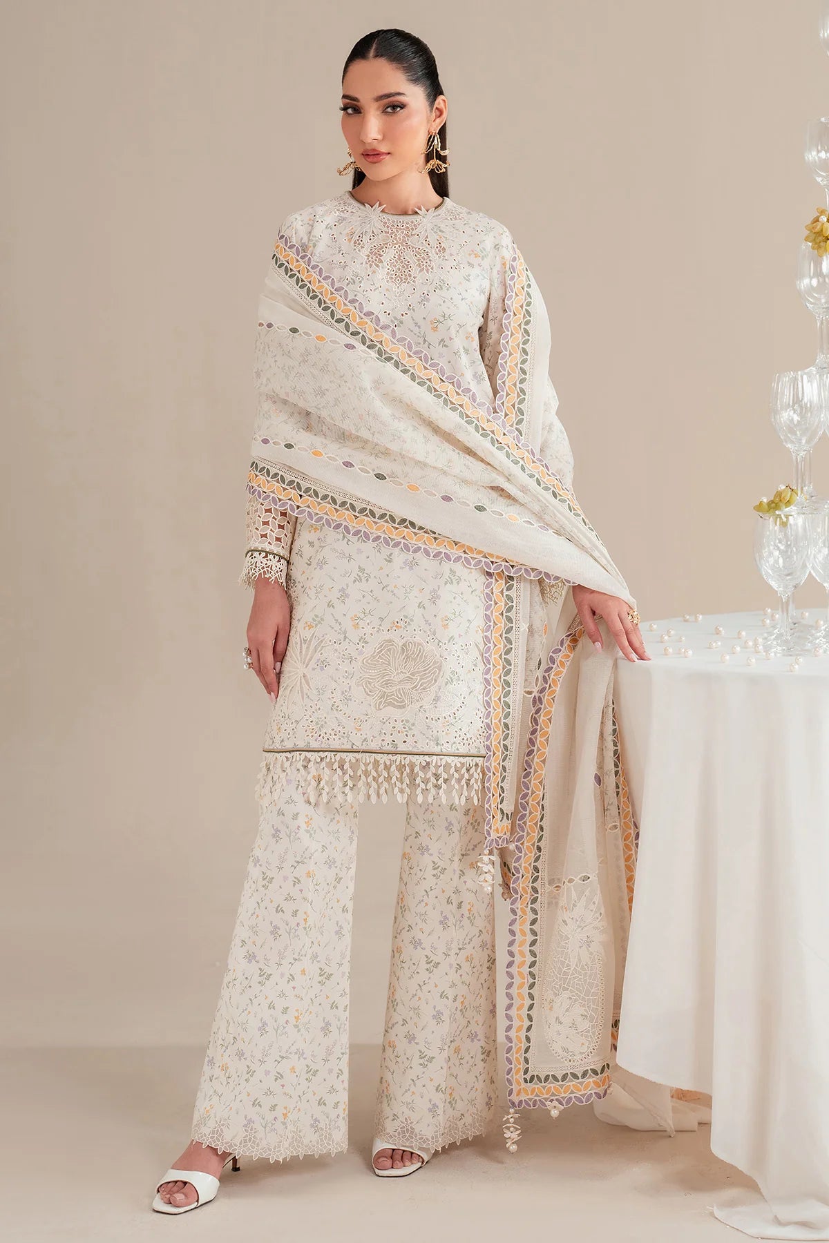 Jazmin | Iris EMBROIDERED LAWN IL'25-D09