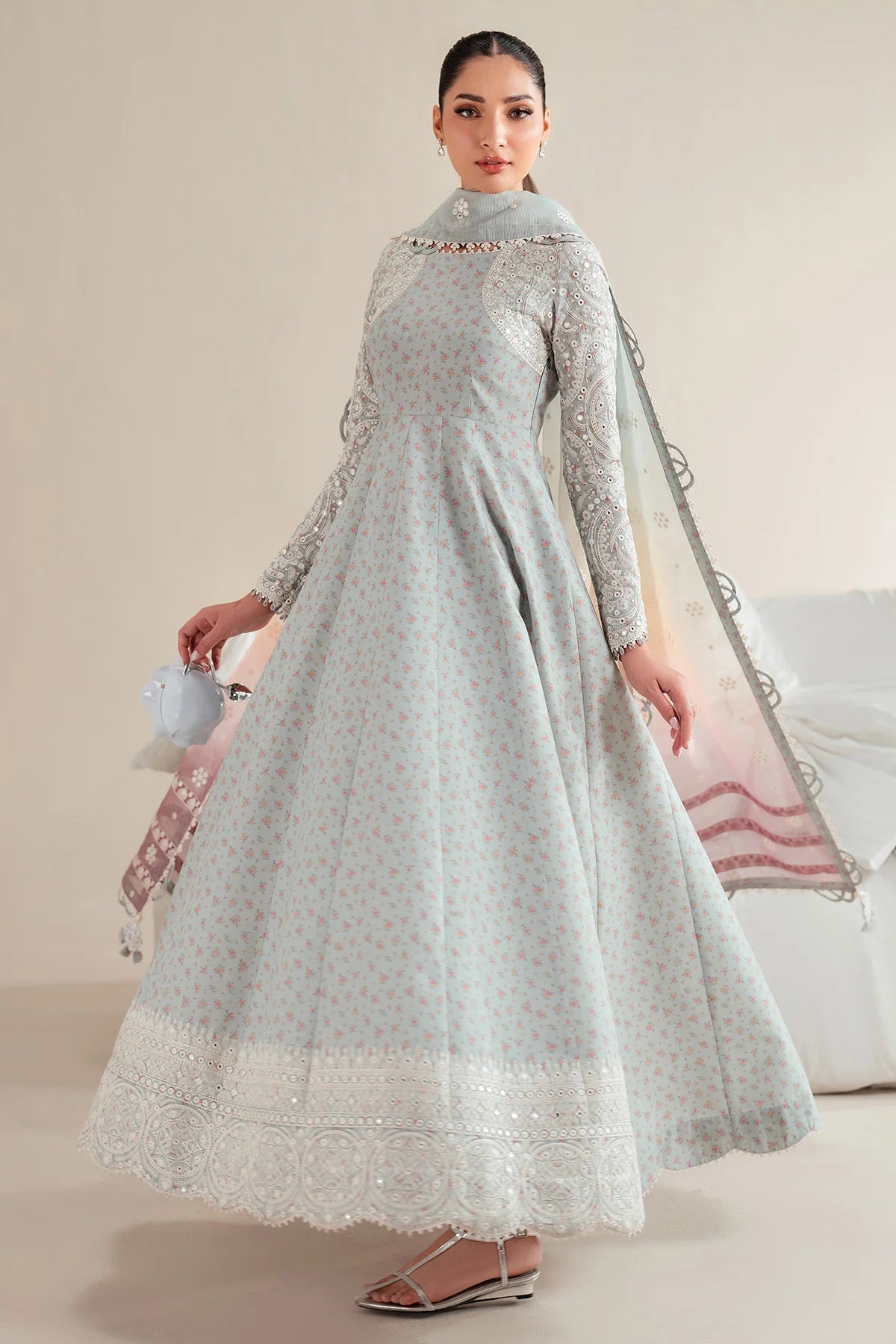Jazmin | Iris EMBROIDERED LAWN IL'25-D04