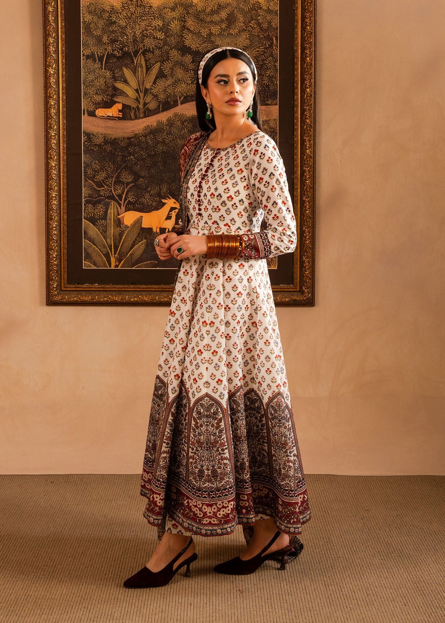 Maria Osama Khan | Retro Lawn 25 | Nair