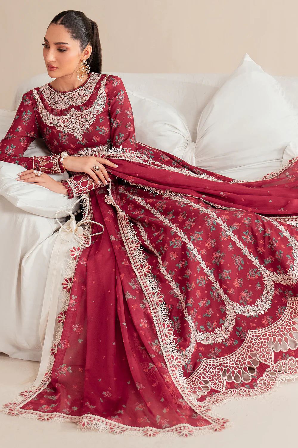 Jazmin | Iris EMBROIDERED LAWN IL'25-D08