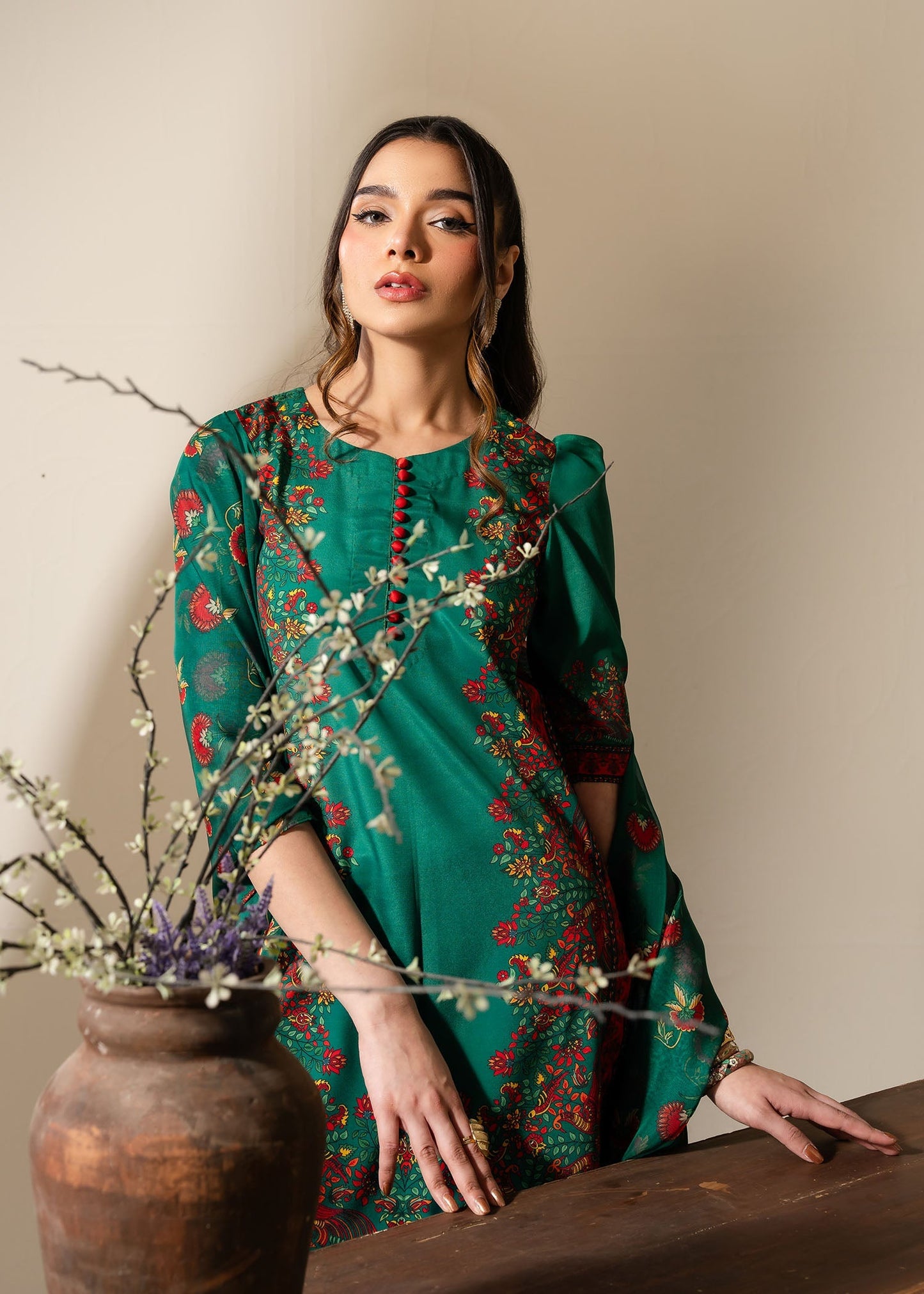 Maria Osama Khan | Retro Vol 3 | Vivian
