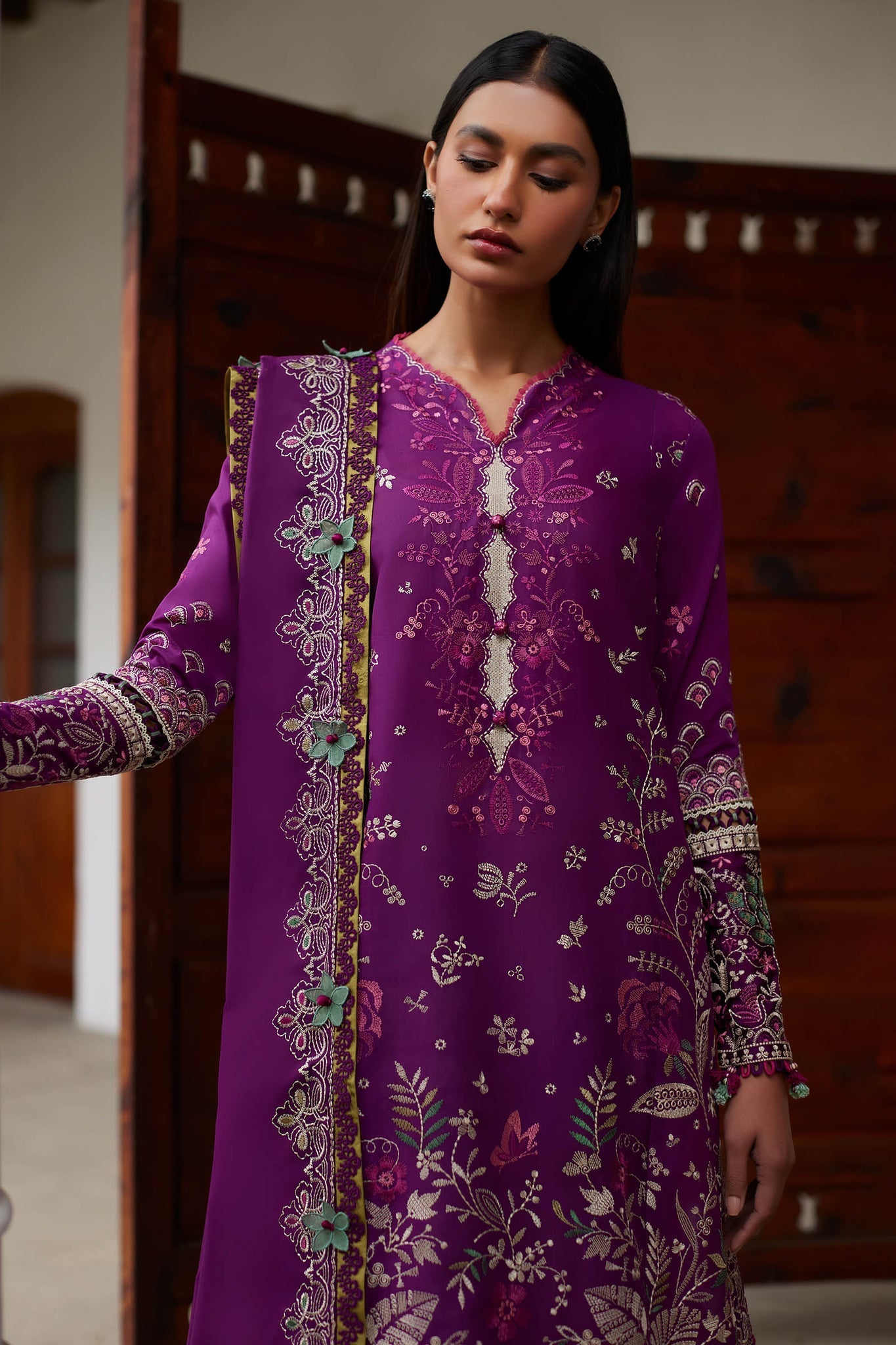 Elan | Lawn’24 |QISTINA (EL24-03 A)