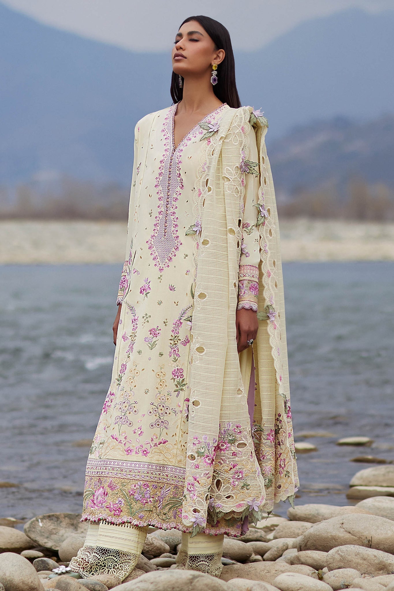 Elan | Lawn’24 | NEDINE (EL24-02 B)
