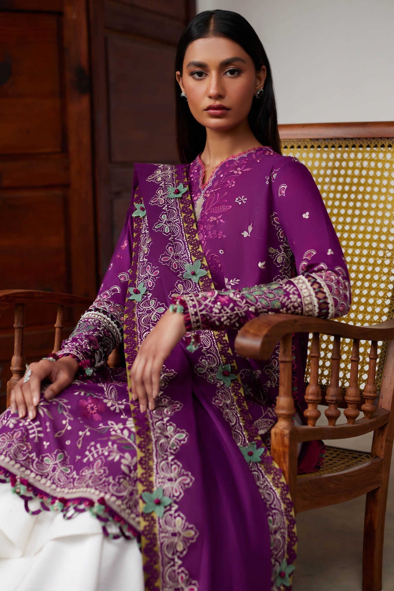 Elan | Lawn’24 |QISTINA (EL24-03 A)