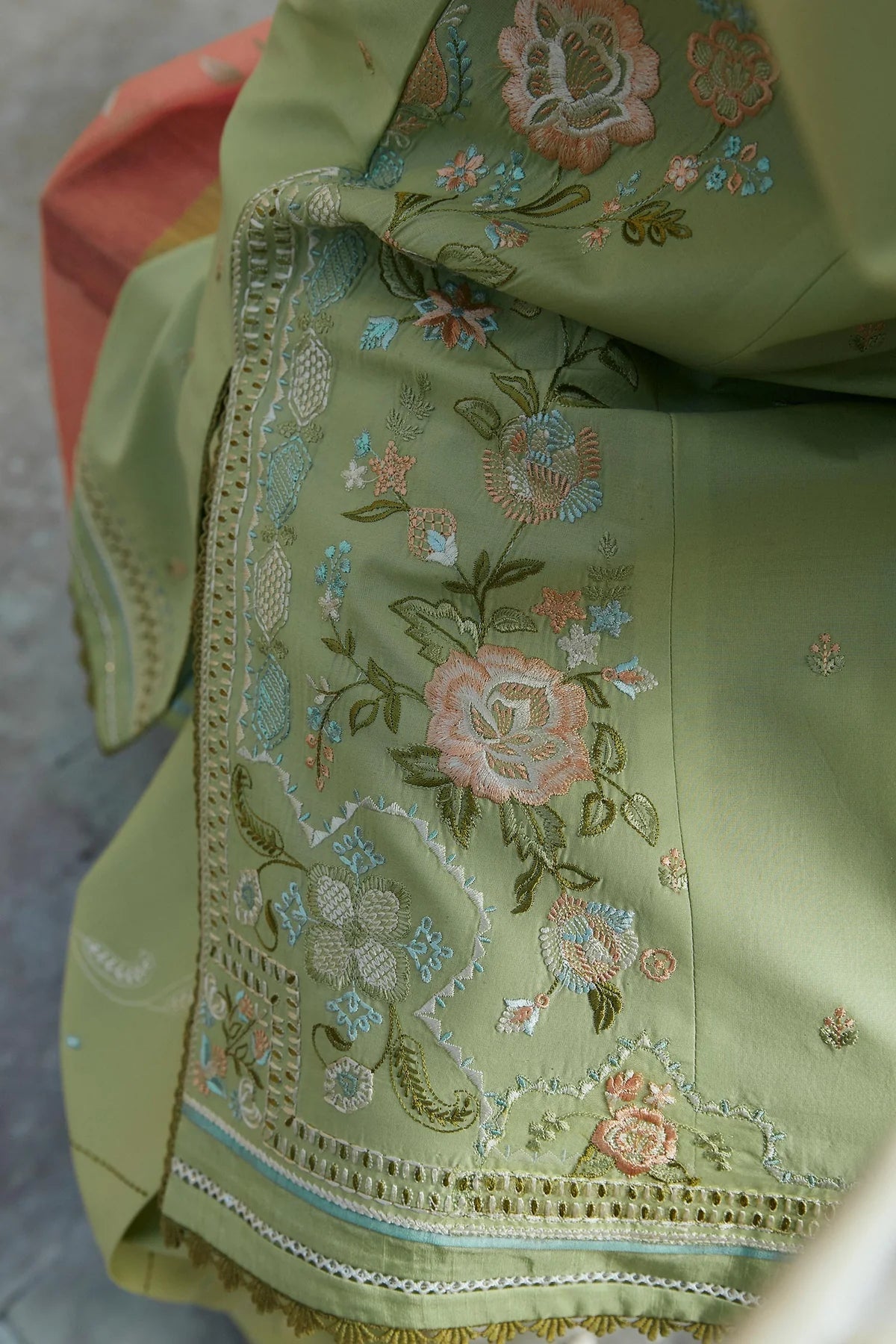 Zara Shahjahan | Coco Lawn 24 | LAYLA-5B