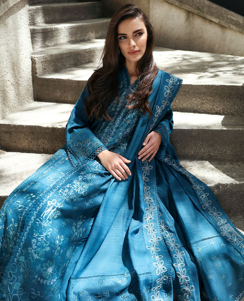 Republic Womenswear | Embroidered Pret 24 | Kaź (M-137)