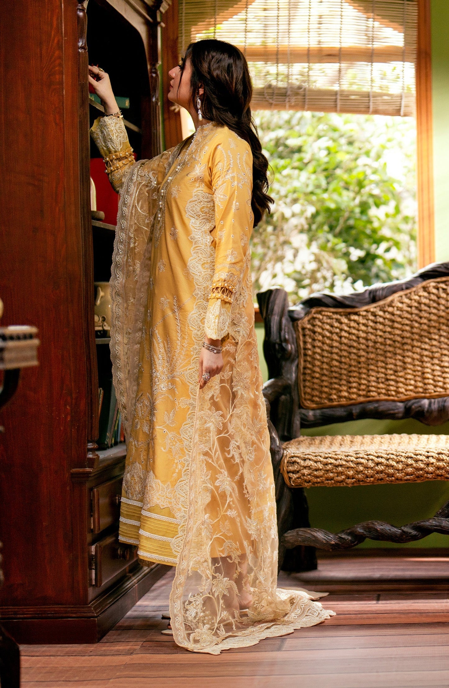 Maryum N Maria | Luxury Lawn 24 | Lamya