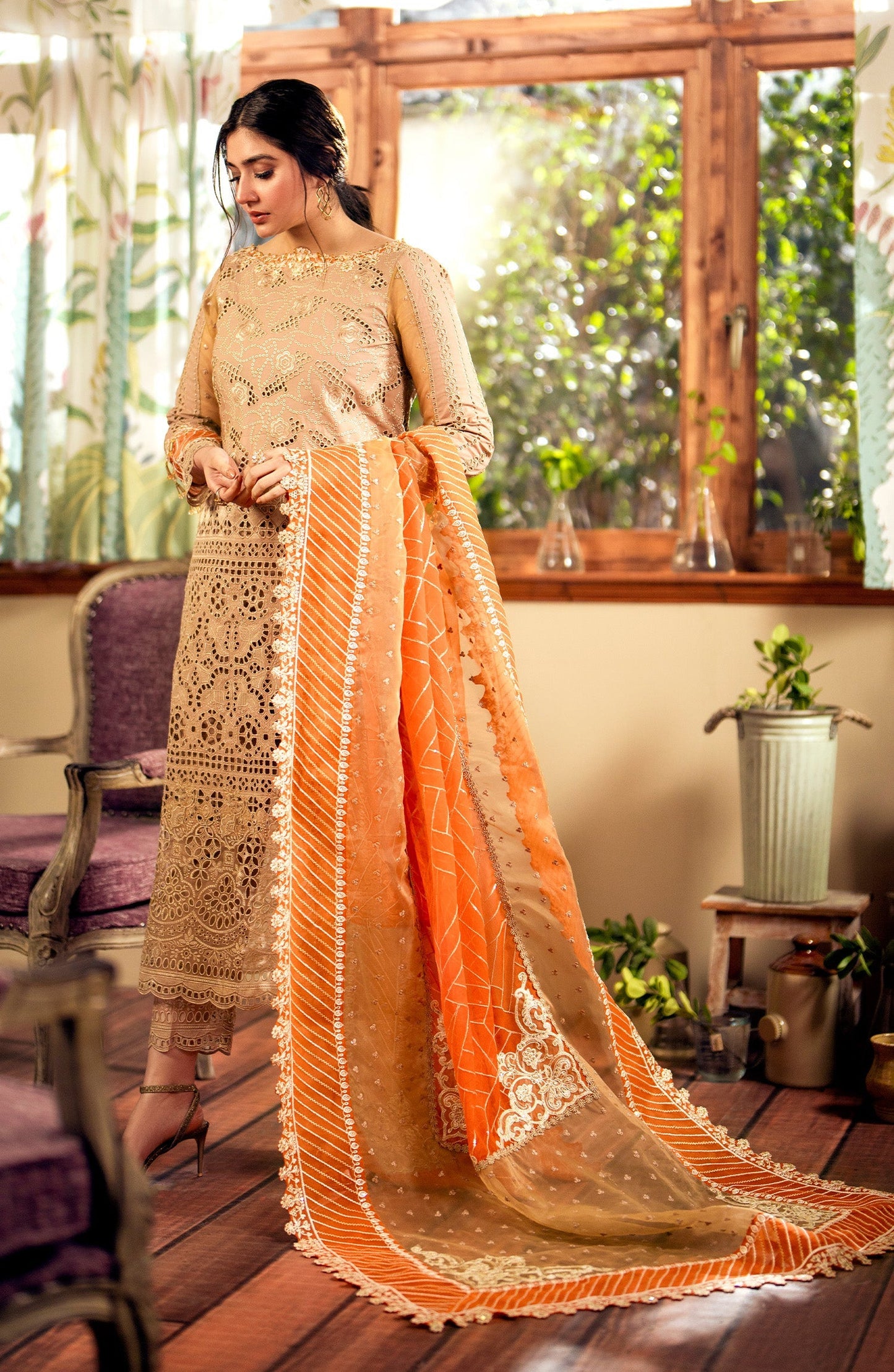 Maryum N Maria | Luxury Lawn 24 | Nora